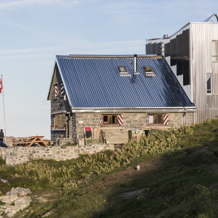 Cabane Dorny Section Diablerets Du Club Alpin Suisse